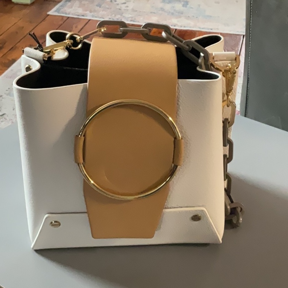 Yuzefi London white and tan leather bag with taupe chain handle